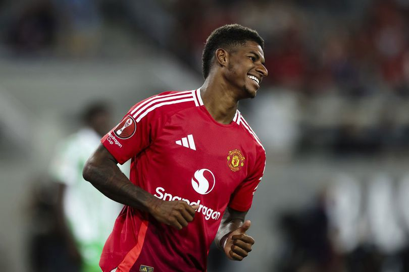 Pemain Manchester United, Marcus Rashford, dalam laga melawan Real Betis di pramusim 2024/2025 (c) AP Photo/Derrick Tuskan